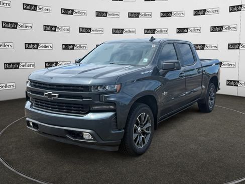 Used 2020 Chevrolet Silverado 1500 RST w/ Texas Edition RWD image 2