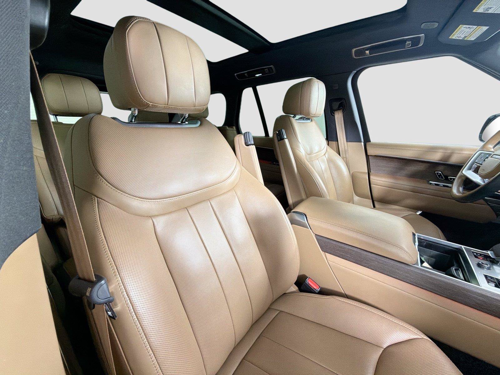 Certified 2023 Land Rover Range Rover SE AWD/4WD image 29