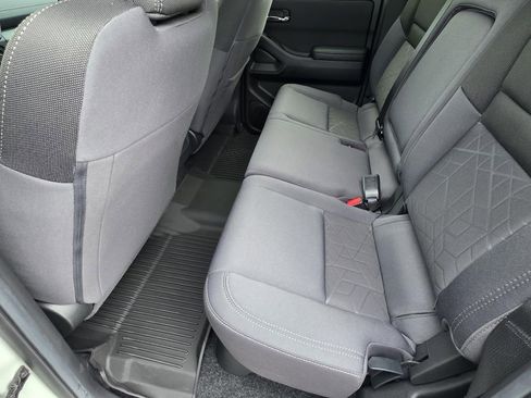 New 2026 Nissan Frontier SV w/ All-Weather Content Package AWD/4WD image 9