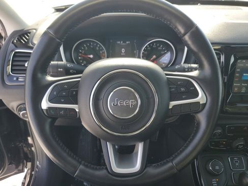 Used 2020 Jeep Compass Latitude image 13