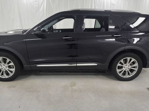 Used 2022 Ford Explorer Limited w/ Equipment Group 301A AWD/4WD image 6