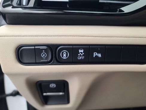Used 2023 Acura MDX SH-AWD w/ Technology Package image 30