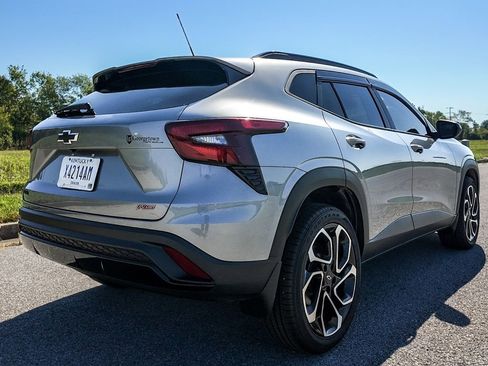 Used 2024 Chevrolet Trax RS w/ Driver Confidence Package image 36