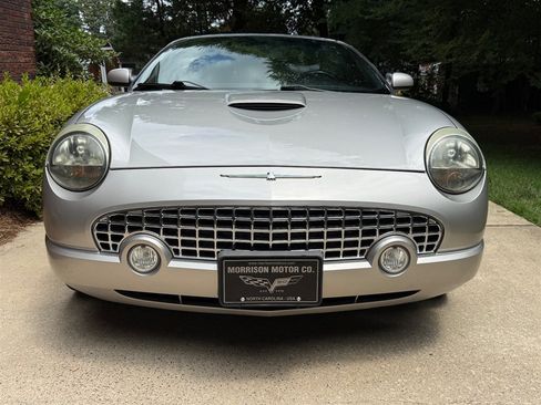 Used 2005 Ford Thunderbird RWD image 27