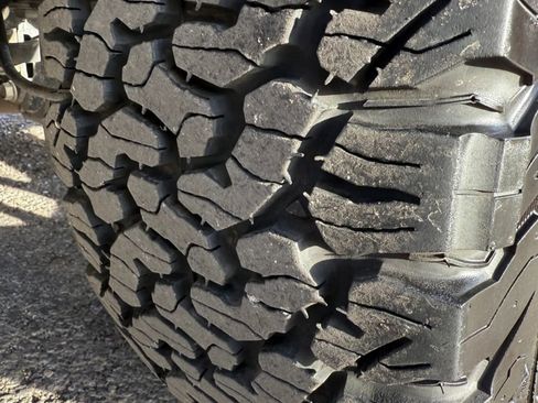 Used 2015 Jeep Grand Cherokee Overland image 26