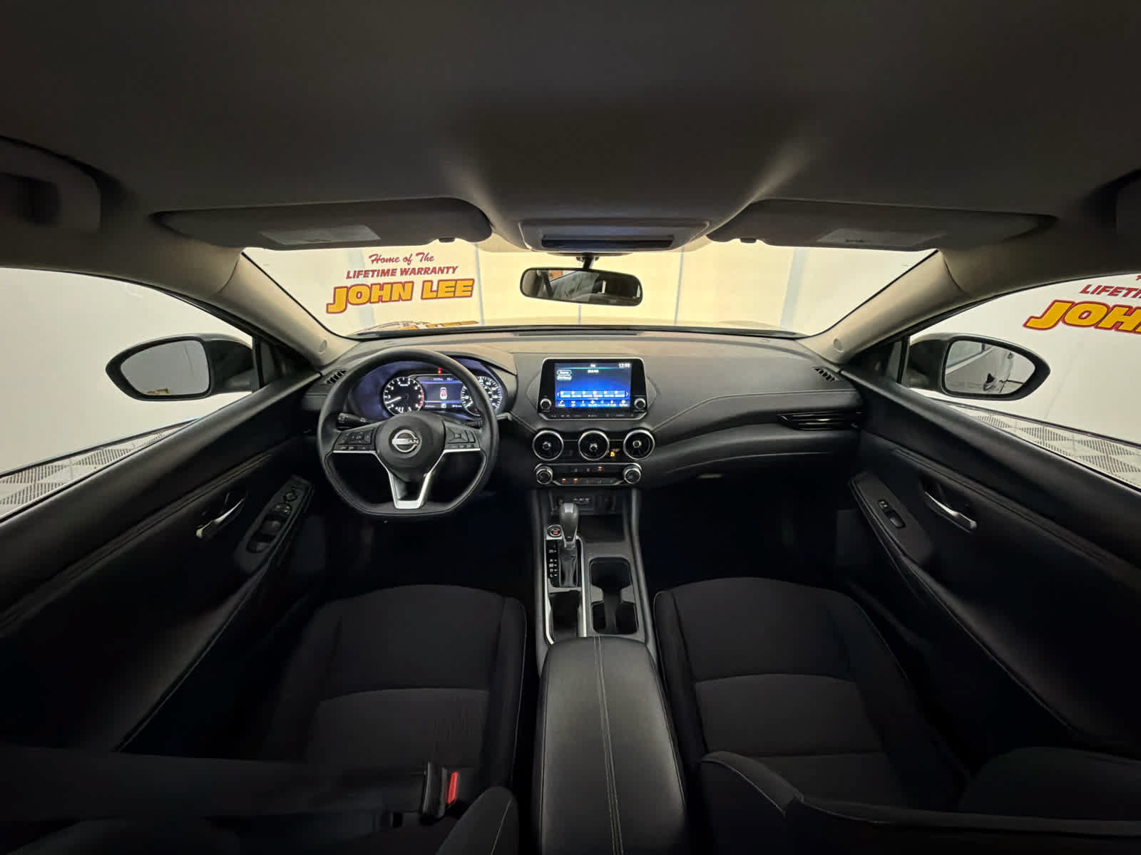 Used 2025 Nissan Sentra SV FWD image 16