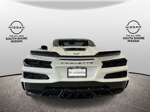 Used 2023 Chevrolet Corvette Z06 w/ Stealth Interior Trim Package RWD image 6