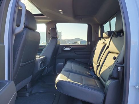 New 2026 GMC Sierra 2500 Denali w/ Denali Reserve Package AWD/4WD image 14