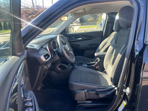 Used 2021 Chevrolet TrailBlazer LS FWD image 27