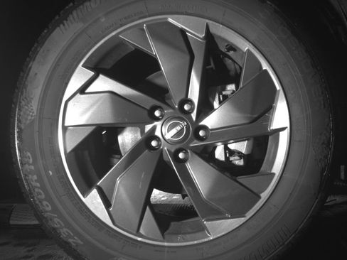 Used 2025 Nissan Rogue SV image 13