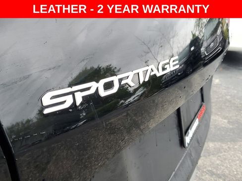 Used 2023 Kia Sportage EX image 11