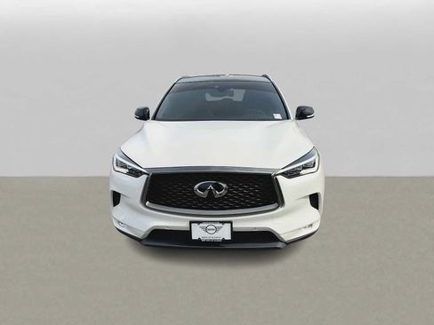 Used 2020 INFINITI QX50 Essential w/ Edition 30 Package AWD/4WD image 3