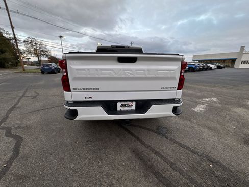 Used 2022 Chevrolet Silverado 1500 Custom image 33