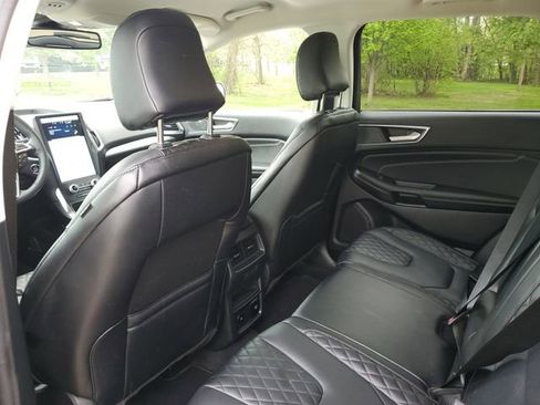 Used 2024 Ford Edge Titanium w/ Equipment Group 301A AWD/4WD image 31