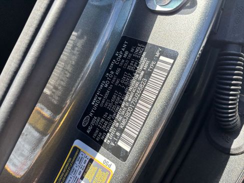 Used 2025 Hyundai Tucson Blue image 32