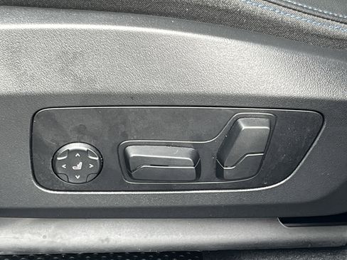 Used 2025 BMW X1 xDrive28i w/ M Sport Package image 19