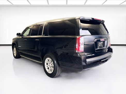 Used 2016 GMC Yukon XL SLT image 6