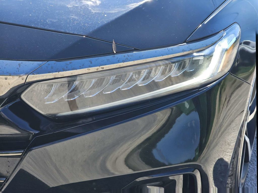Used 2022 Honda Accord Sport image 10