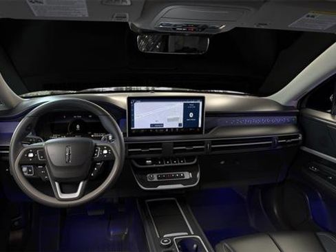 New 2025 Lincoln Corsair Reserve w/ Rear Removable Package Tray image 7