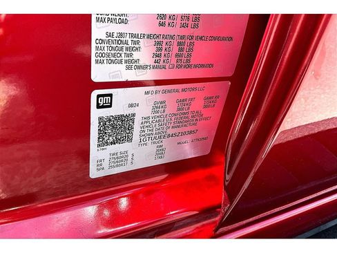 Used 2025 GMC Sierra 1500 AT4 w/ AT4 Premium Package AWD/4WD image 17