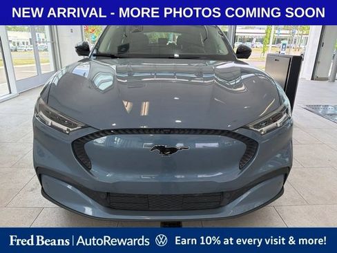 Used 2023 Ford Mustang Mach-E Select w/ Comfort Package Lite AWD/4WD image 2