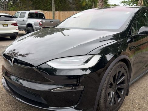 Used 2022 Tesla Model X Plaid AWD/4WD image 16