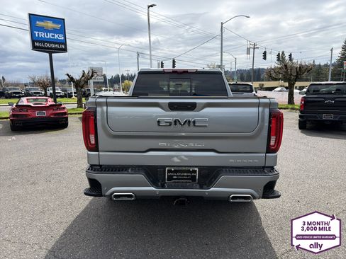 Used 2025 GMC Sierra 1500 Denali Ultimate AWD/4WD image 4