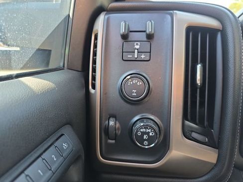 Used 2018 GMC Sierra 2500 Denali w/ Duramax Plus Package image 40