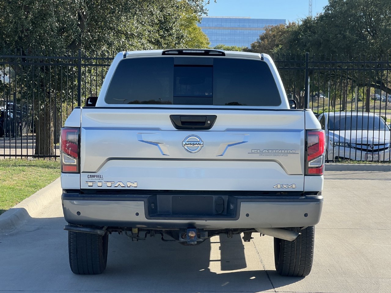 Used 2021 Nissan Titan Platinum Reserve w/ Moonroof Package AWD/4WD image 4
