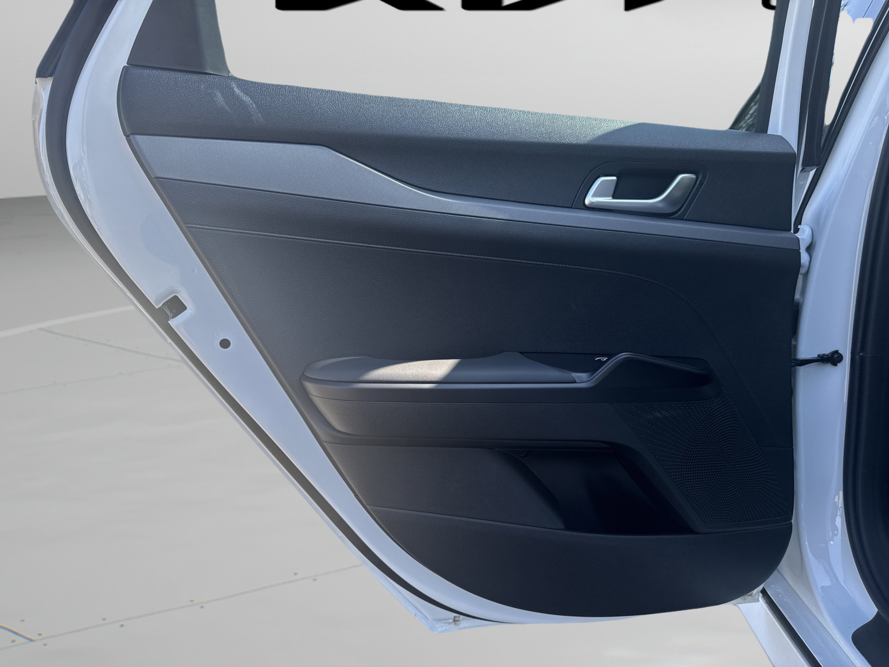 New 2026 Kia K5 LXS FWD image 28