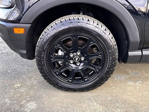 Used 2025 Ford Bronco Sport Badlands image 8