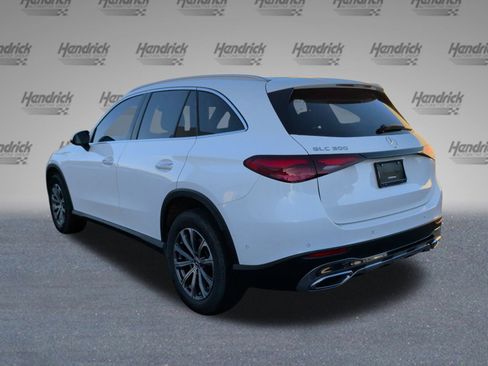 Used 2024 Mercedes-Benz GLC 300 image 9