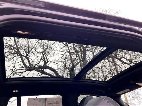 Used 2023 BMW X3 M40i w/ Premium Package image 13