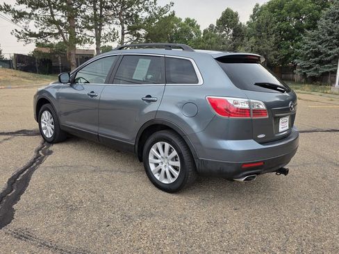 Used 2010 MAZDA CX-9 Touring w/ Moonroof & Bose Audio Pkg FWD image 3