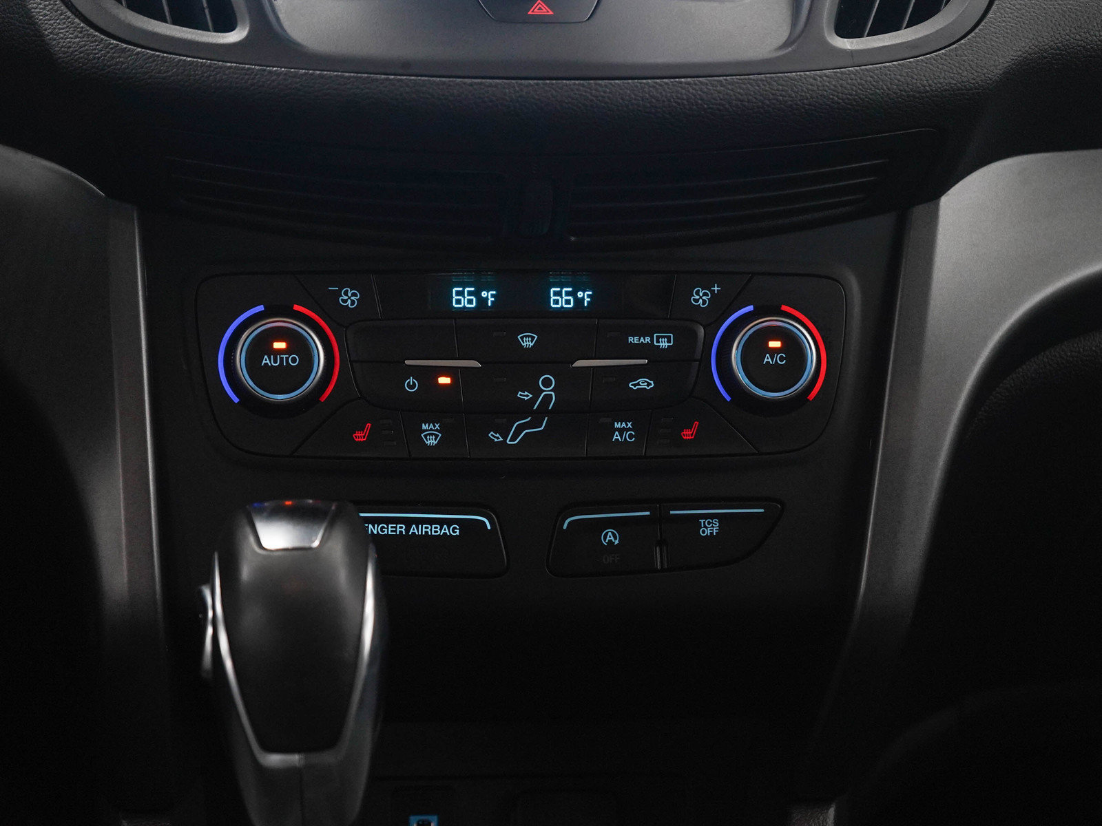Used 2018 Ford Escape SEL AWD/4WD image 19
