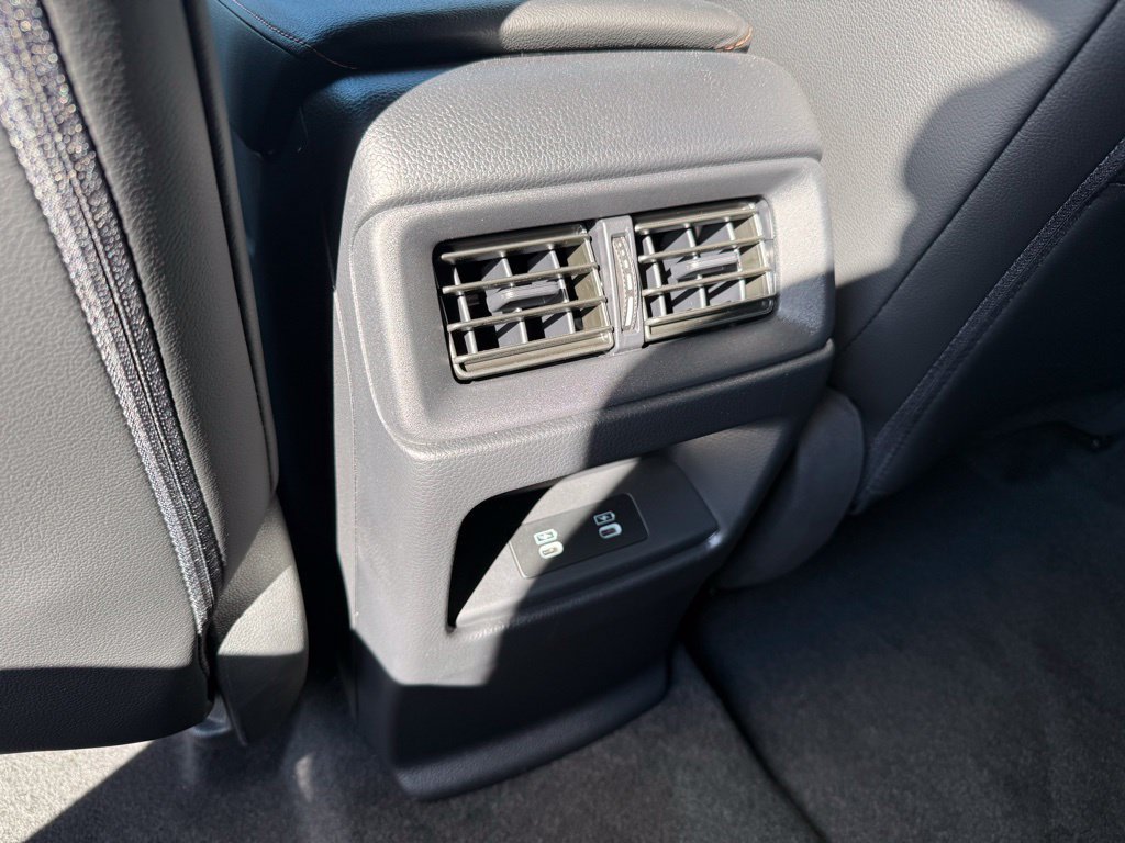 Used 2025 Honda CR-V Sport-L image 32