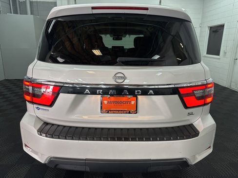 Used 2022 Nissan Armada SL w/ Captain's Chairs Package image 8