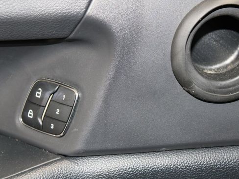 Used 2024 Ford Expedition Max XLT image 40