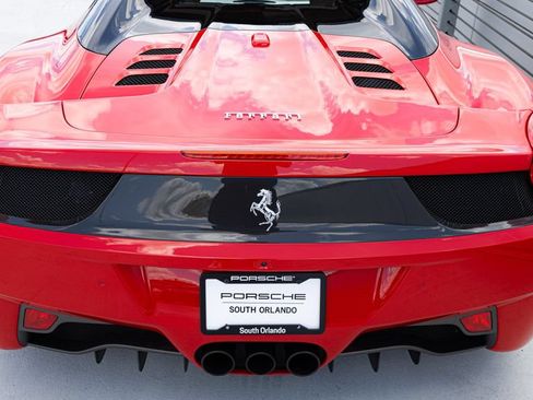 Used 2015 Ferrari 458 Spider RWD image 5