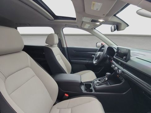 Certified 2024 Honda CR-V EX image 18