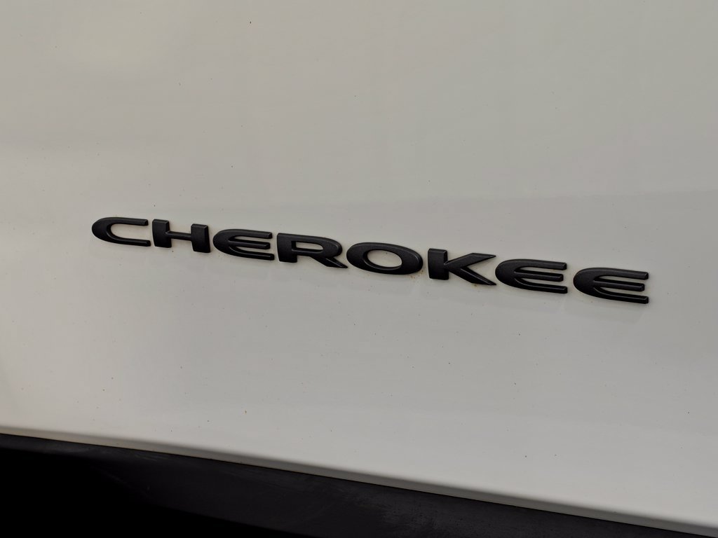 Used 2019 Jeep Cherokee Trailhawk AWD/4WD image 45
