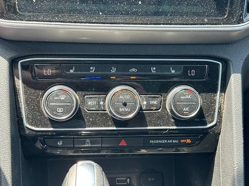 Used 2018 Volkswagen Atlas SEL Premium AWD/4WD image 26