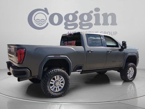 Used 2023 GMC Sierra 2500 Denali w/ Denali Ultimate Package AWD/4WD image 5