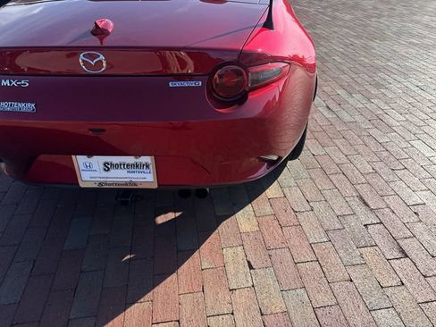 Used 2023 MAZDA MX-5 Miata Grand Touring RWD image 12
