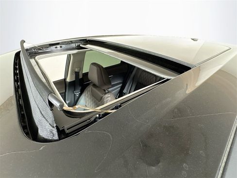 Used 2025 Nissan Murano Platinum w/ Cargo Package image 21