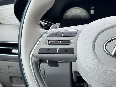 Used 2023 Hyundai Palisade Calligraphy image 32