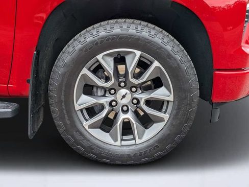 Used 2023 Chevrolet Silverado 1500 RST AWD/4WD image 11