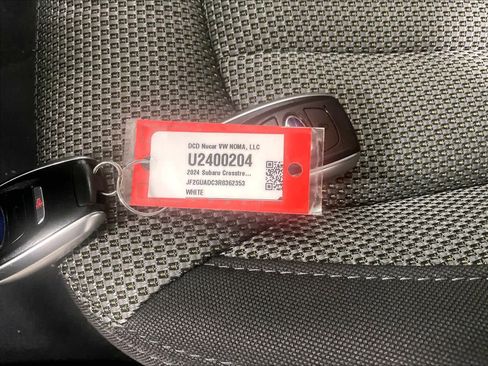 Used 2024 Subaru Crosstrek 2.0i Premium image 32