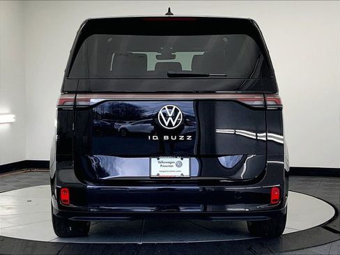 New 2025 Volkswagen ID. Buzz Pro S Plus RWD image 14