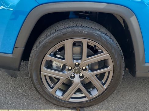 New 2025 Jeep Compass Limited w/ Sun & Sound Group image 16